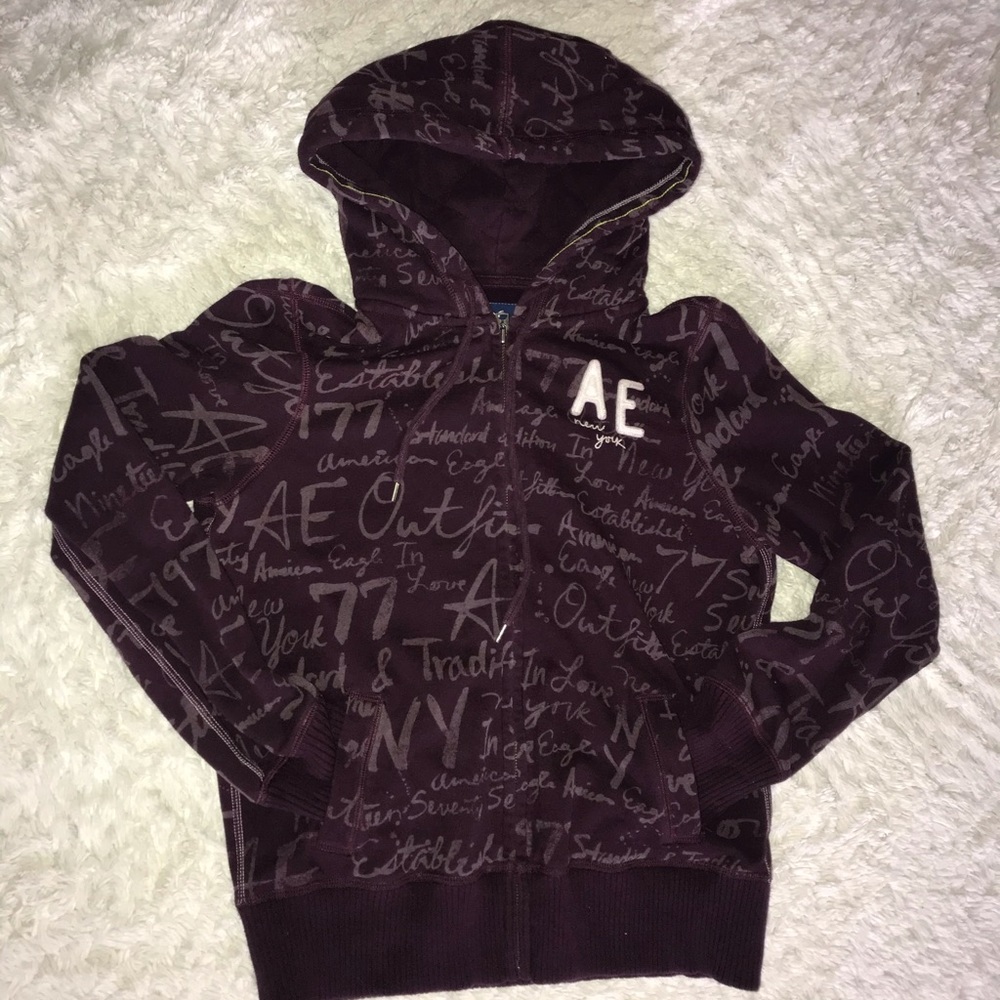 American Eagle sweater burgundy